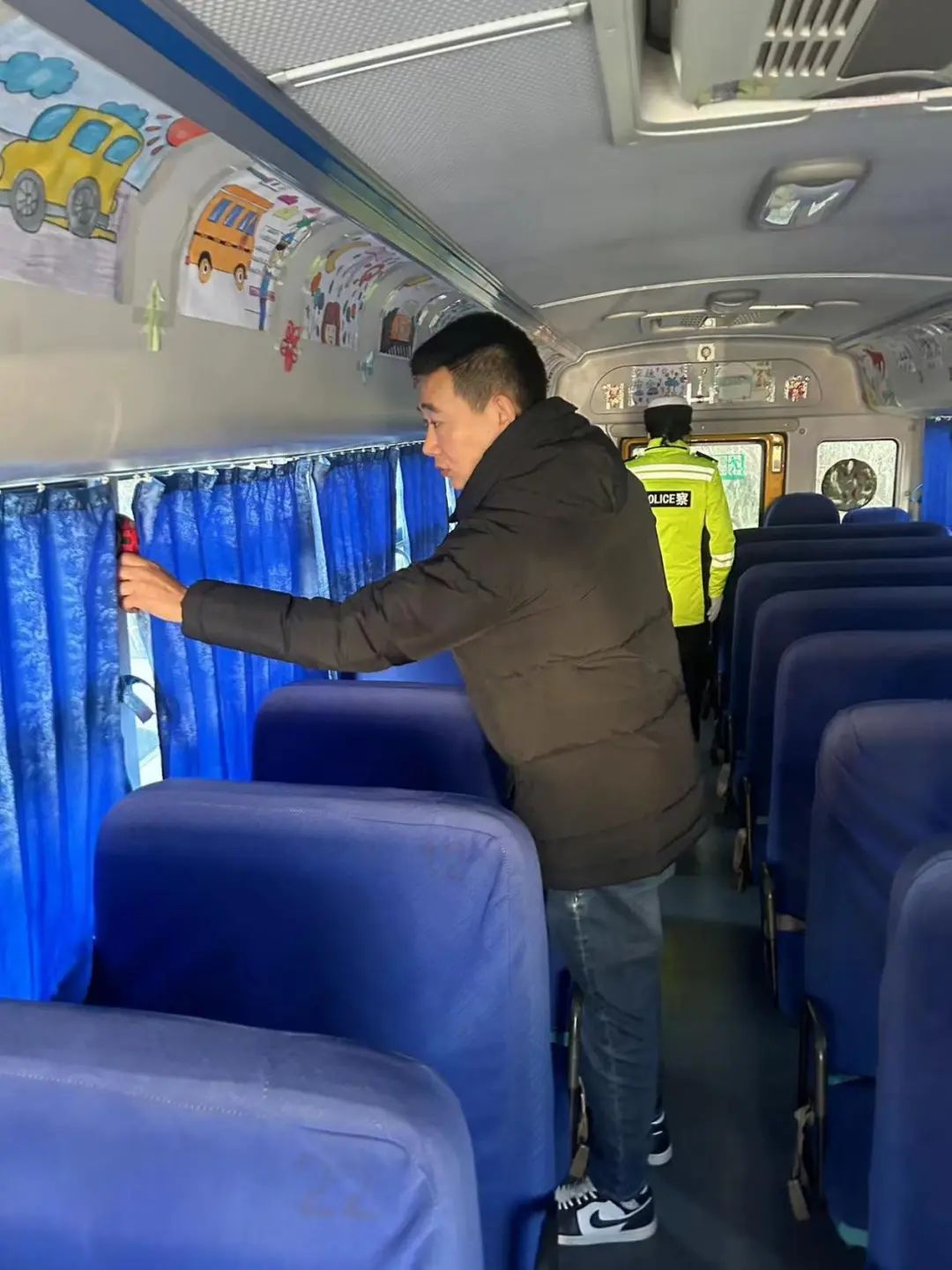 【交通信息】強化校車假期安全管理，守護學生出行安全