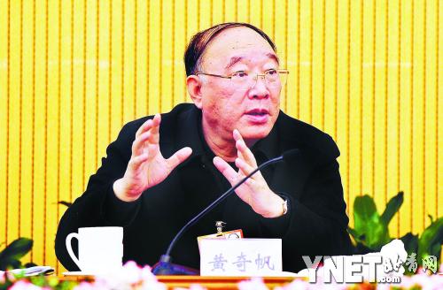 要校車，更要就近入學(xué)