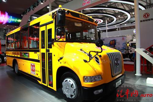 東風商用車推出小學生專用校車樹立安全新標桿