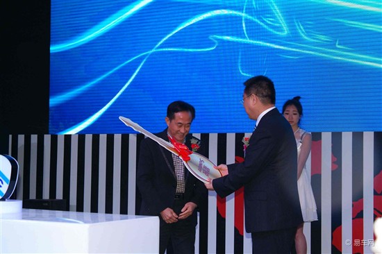 百臺大單交付 江淮星銳領(lǐng)跑專業(yè)校車市場