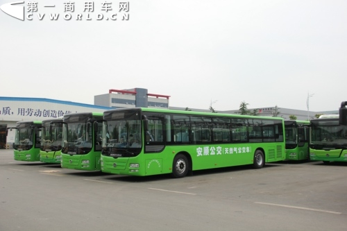 燃氣客車是目前的市場熱點，以公交車需求為主