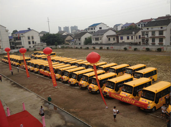 中國校車發(fā)展須堅(jiān)持不拋棄不放棄的信念