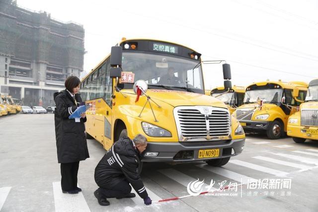真操實(shí)練！校車駕駛員開(kāi)展技能“大比武”