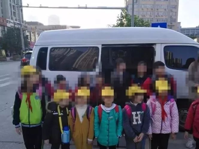 校車安全無小事，福清交警嚴查嚴處“黑校車”!!!