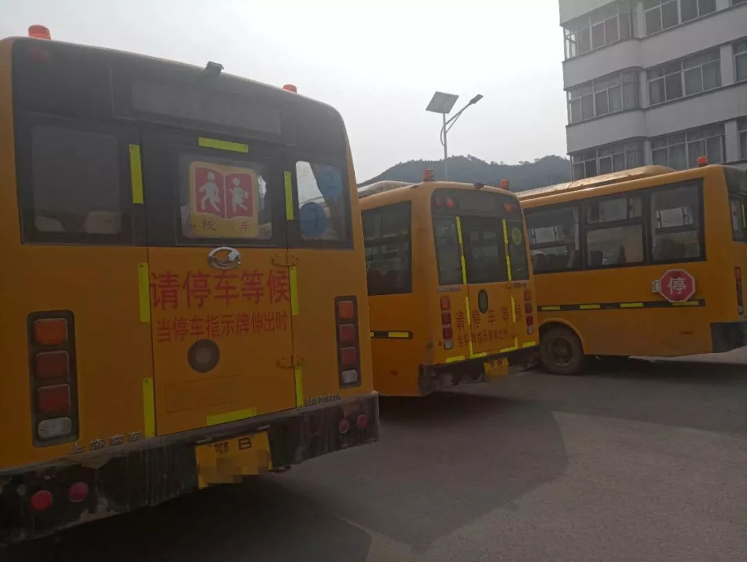 陽新交警查獲三名未有校車駕駛資質(zhì)的駕駛人