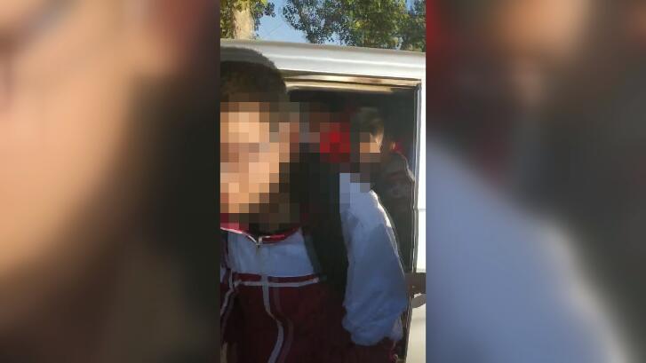 清苑交警：這種“黑校車”堅決不能坐！