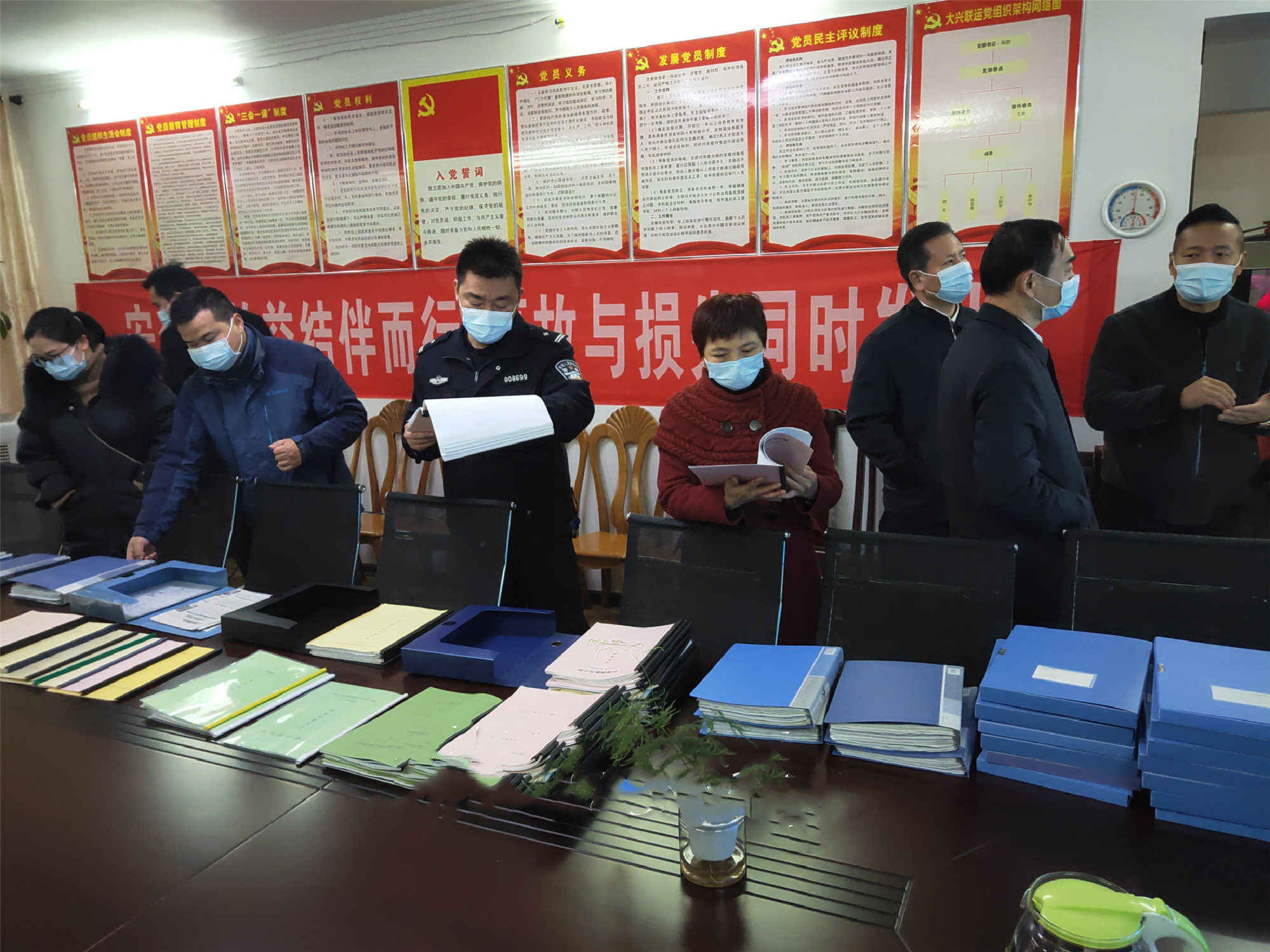 湖北：鄂州開展校車安全督查，大興校車公司做法被點(diǎn)贊