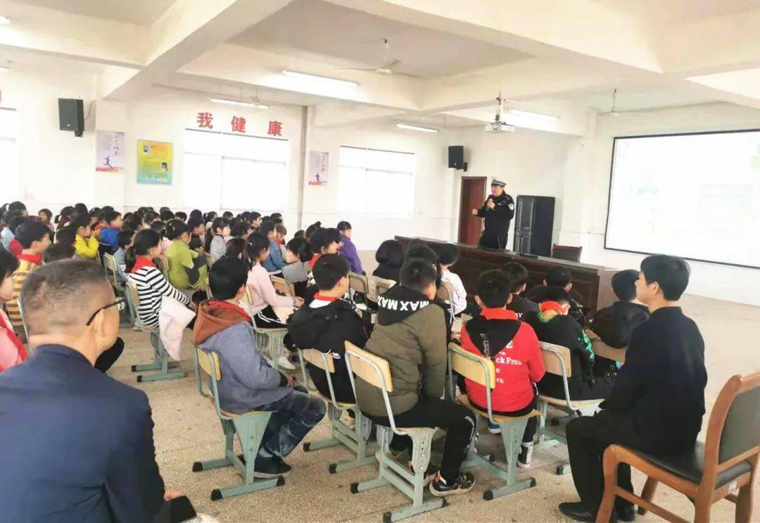 長沙：給校車上一把安全鎖！岳麓區(qū)全力護航學生上學路