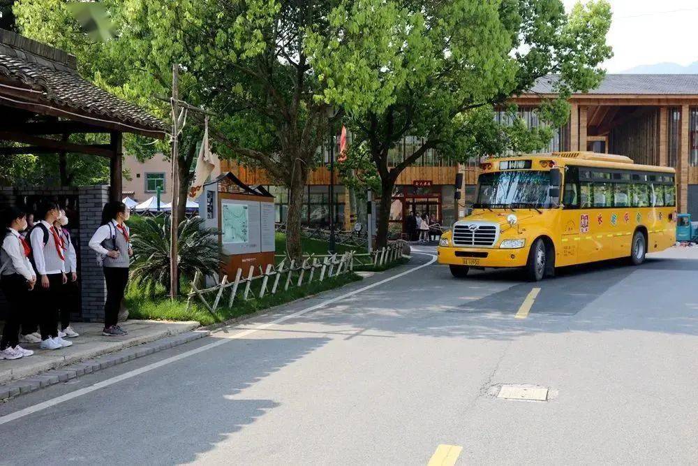 兒童友好|童心童行共享美好，校車提質(zhì)擴(kuò)面運行，助力兒童友好城區(qū)建設(shè)！