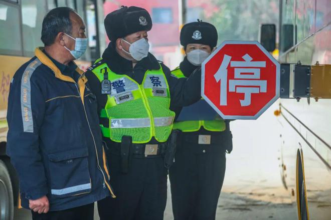 【豫筑平安】護(hù)校安園，河南交警在行動(dòng)！