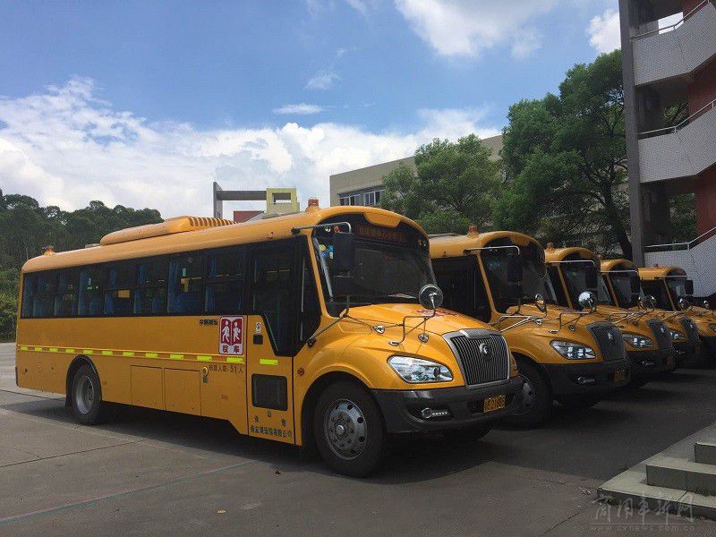 運(yùn)營(yíng)成功之道 兩家最大校車公司驚人的相似