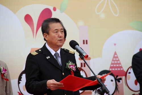 依維柯“校車安全守護(hù)者”公益活動在青島隆重舉行