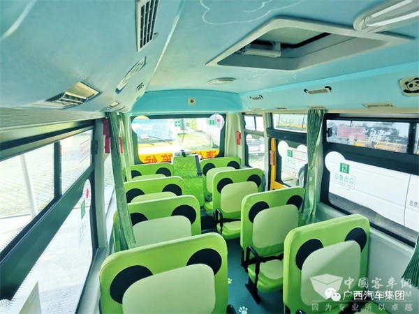 開學(xué)季，五菱校車又開啟一波全新守護(hù)！