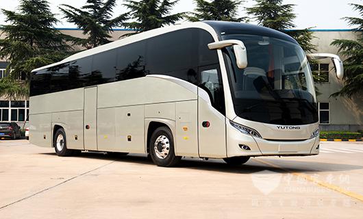 宇通新12米高端旅游車