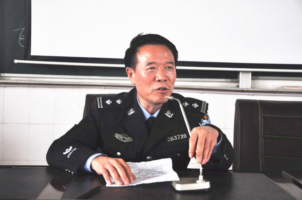湖南：隆回交警組織召開幼兒園校車駕駛員安全培訓