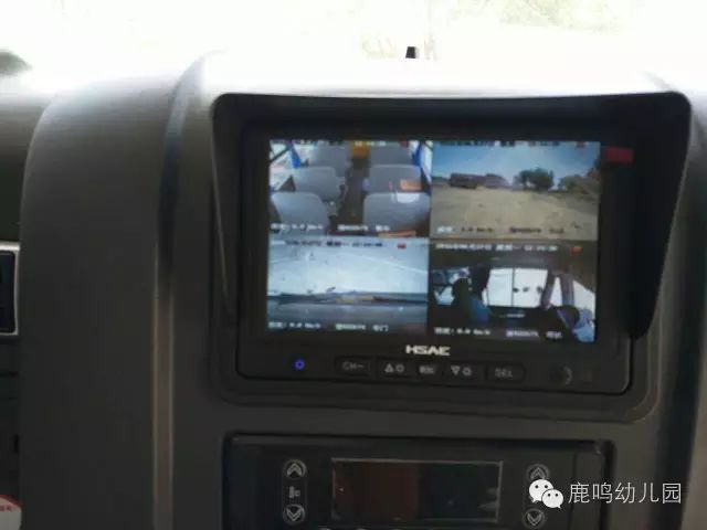 天津鹿鳴幼兒園校車來(lái)了