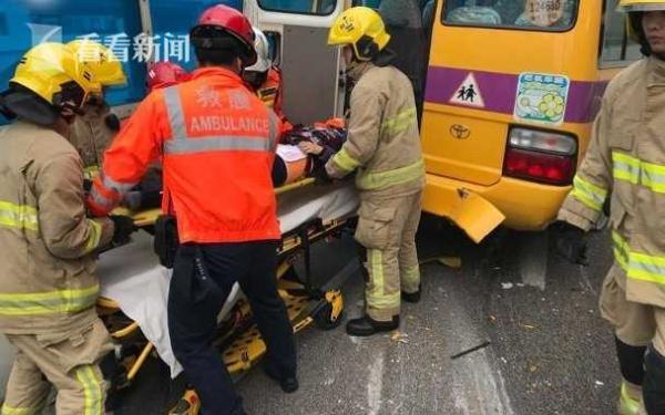 香港校車又出事！猛撞護欄 學童受困9人傷