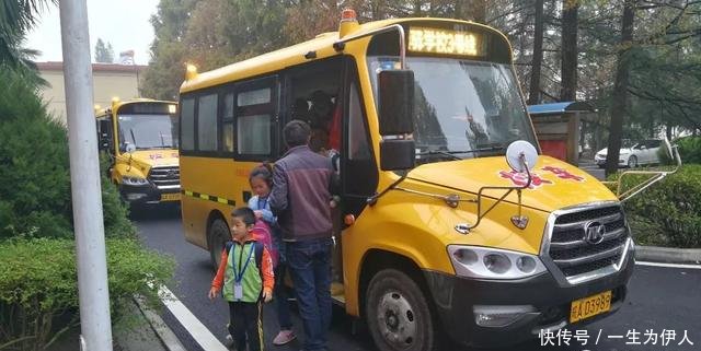專車接送！咱肥東這38所學(xué)校已經(jīng)開通校車?yán)玻心慵腋浇膯幔? border=