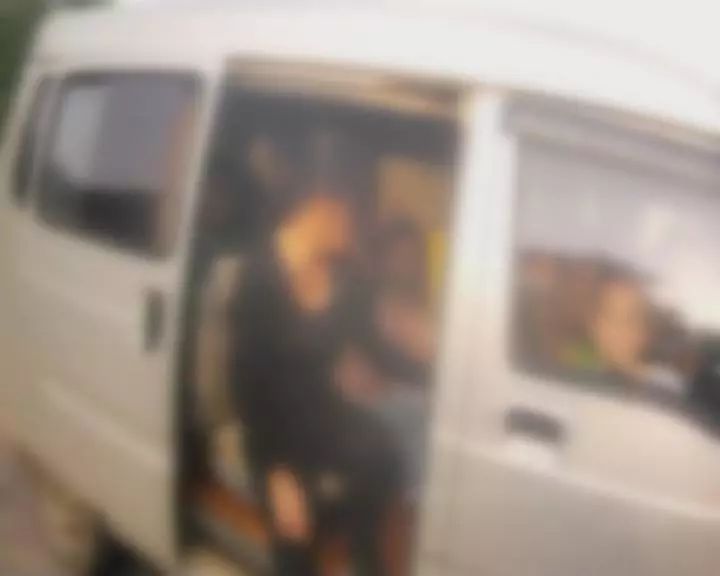 罰錢+刑拘，湘潭一“黑校車”被查！