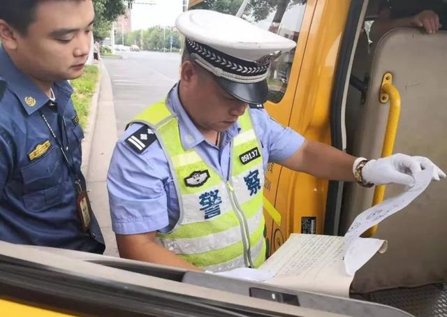 湘潭一校車司機酒駕心存僥幸“走捷徑”，交警蜀黍：沒想到吧？