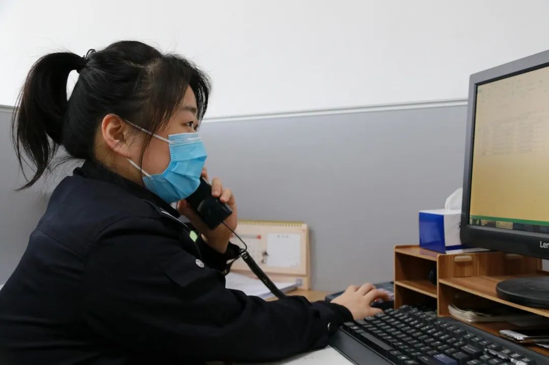園區(qū)警方啟動重點運輸企業(yè)及校車駕駛?cè)爽F(xiàn)場審驗教育學(xué)習(xí)專場服務(wù)