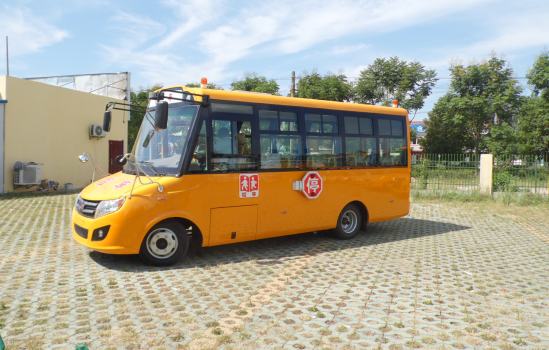 35座小學生校車