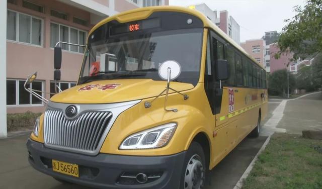 三門家長！定制校車來了，快來看有經過你家小區嗎？還可預約報名！