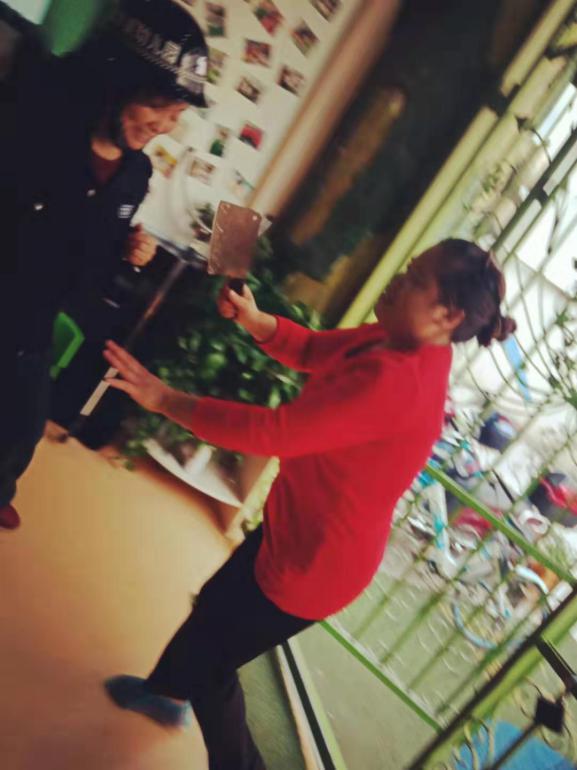 簡城青蘋果幼兒園開展“防暴防恐”演練