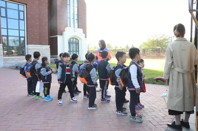 英迪國(guó)際幼兒園消防活動(dòng)系列之——“我心中的消防員”