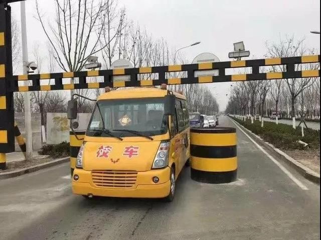 如何挑選一臺(tái)安全正規(guī)的校車呢？