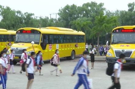 確保學(xué)生安全出行 贛榆打造“零補(bǔ)貼”校車模式